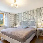 Huehnerstall By Opitz