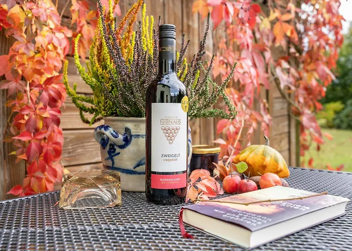 Huehnerstall By Opitz 로멘